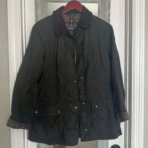 Barbour Classic Beadnell Wax Jacket - Olive - like new US Women’s 6